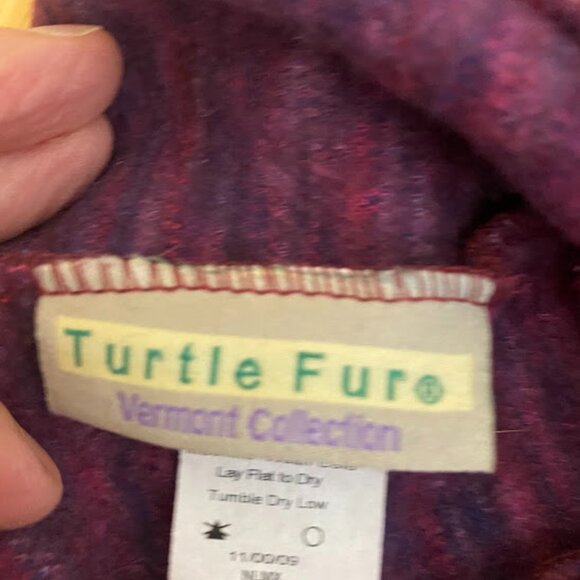 Women's Purple Turtle Fur Winter Hat (one size) - Picture 2 of 4